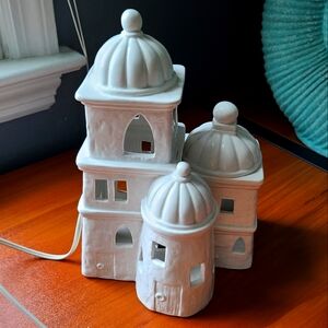 Fitz and Floyd castle ceramic building light lamp